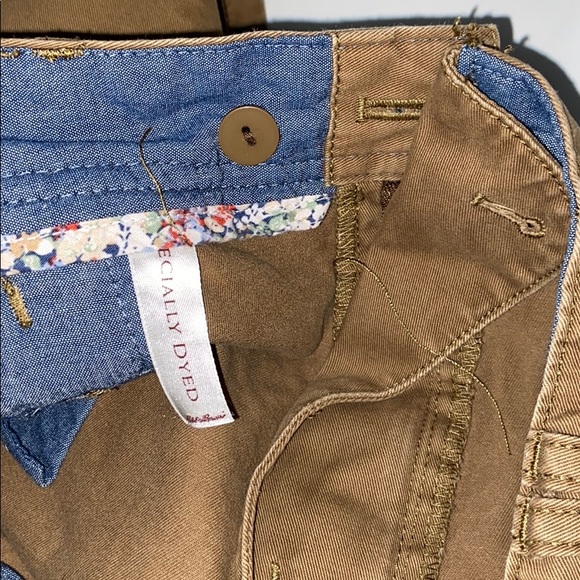 Eddie Bauer Legend Wash Khaki Flat Front Shorts - Picture 5 of 6